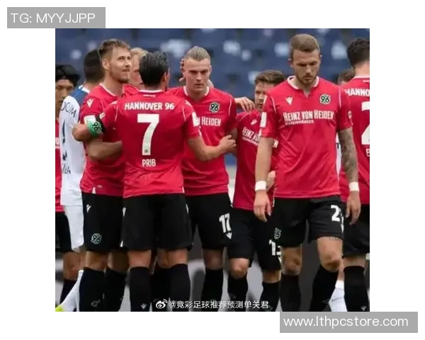 卡尔斯鲁厄与汉诺威96激战正酣比分揭晓精彩瞬间回顾